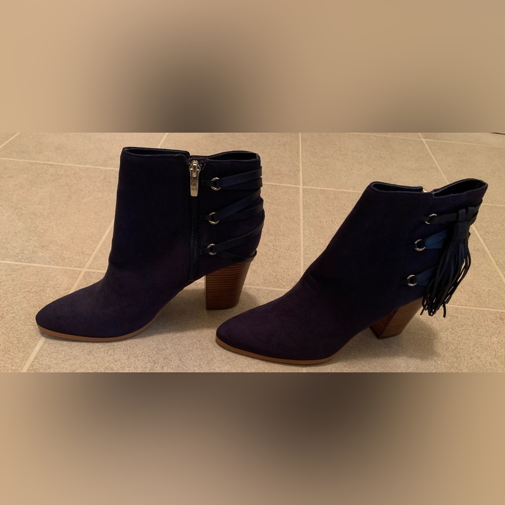 Marc Fisher Kadey Blue Suede-like Leather Tassel Ankle Booties Size 10M